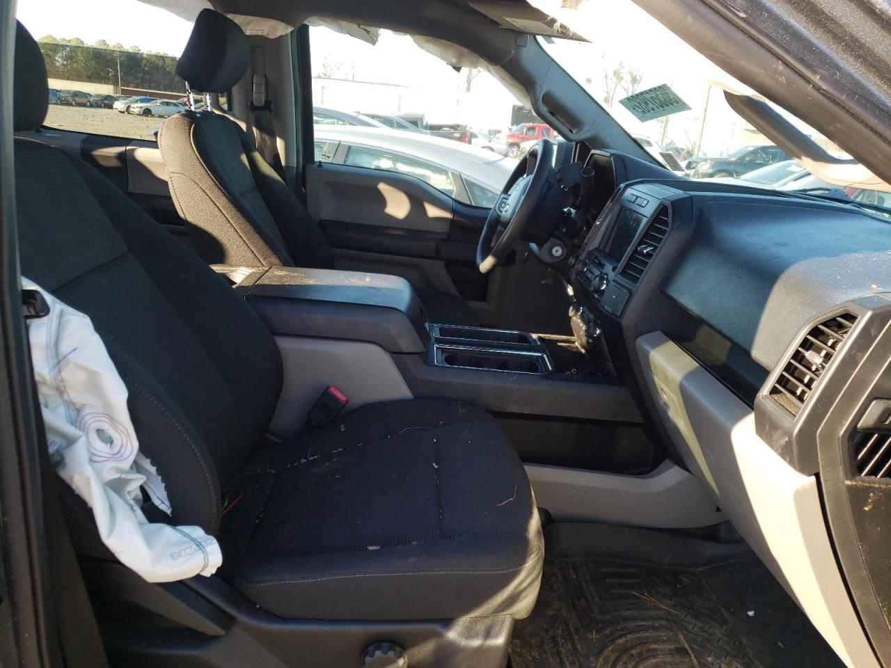 Photo 5 from auction – 2019 FORD F150 SUPER with VIN 1FTEW1EP2KKD10870