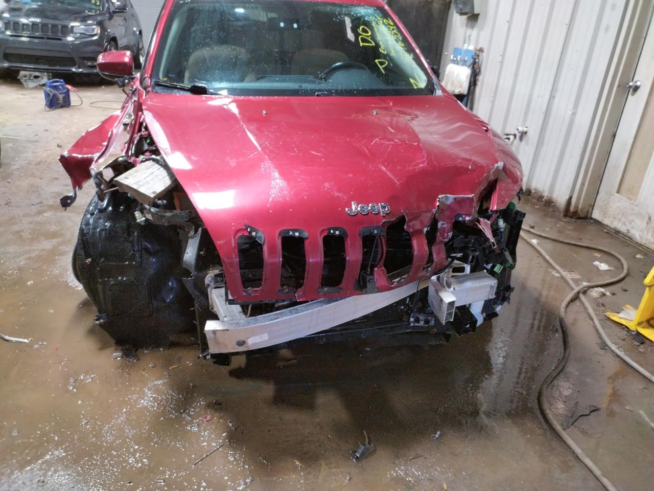 Photo 9 from auction – 2015 JEEP CHEROKEE L with VIN 1C4PJMCB2FW702875