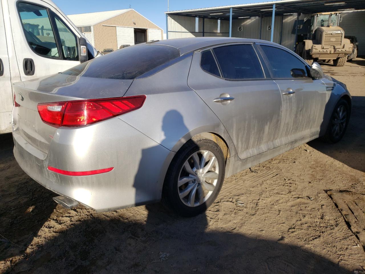 Photo 4 from auction – 2015 KIA OPTIMA LX with VIN 5XXGM4A70FG464886