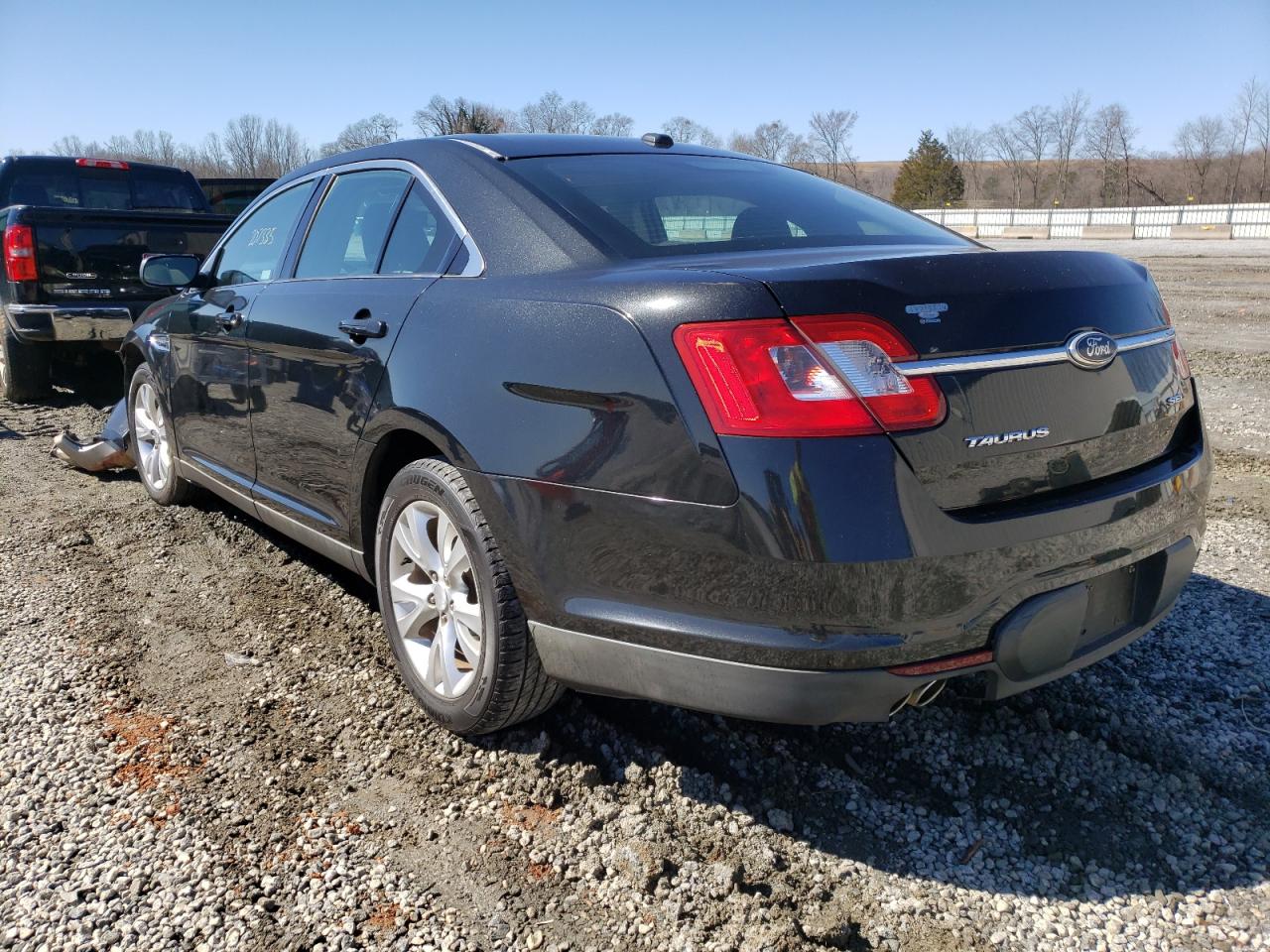 Photo 3 from auction – 2011 FORD TAURUS with VIN 1FAHP2EW1BG129730