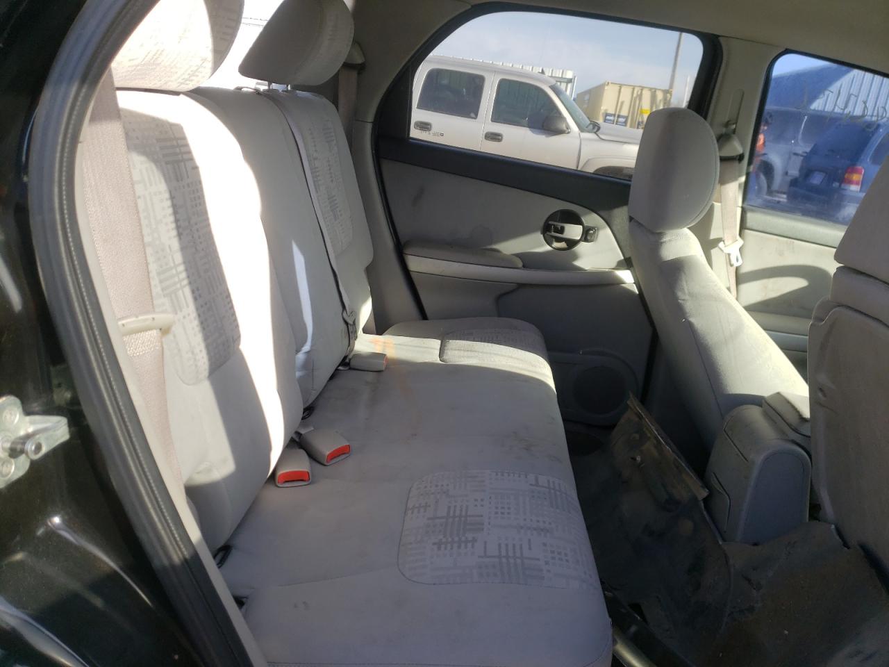 Photo 6 from auction – 2005 CHEVROLET EQUINOX LS with VIN 2CNDL13F556087693