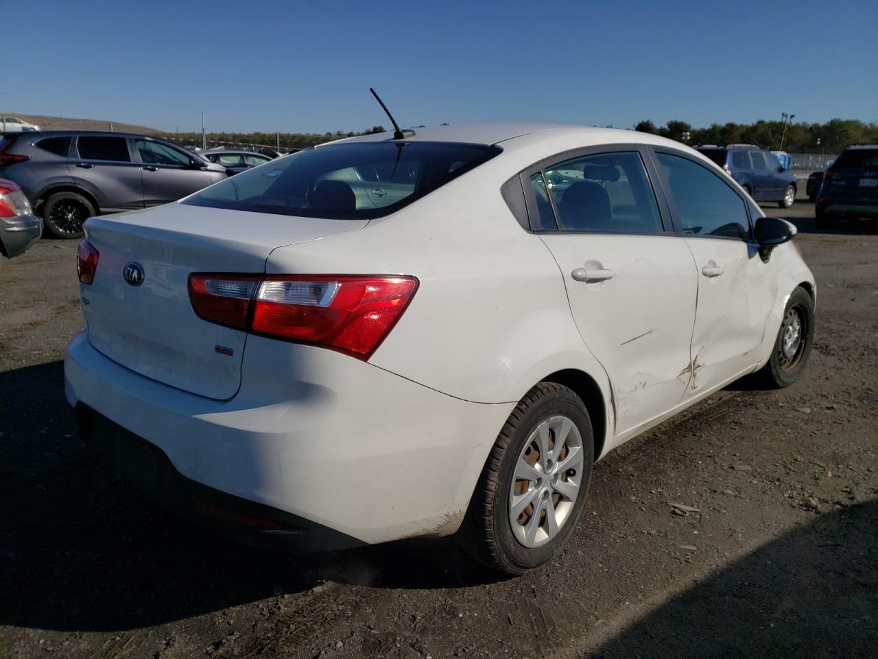 Photo 4 from auction – 2014 KIA RIO LX with VIN KNADM4A36E6389668