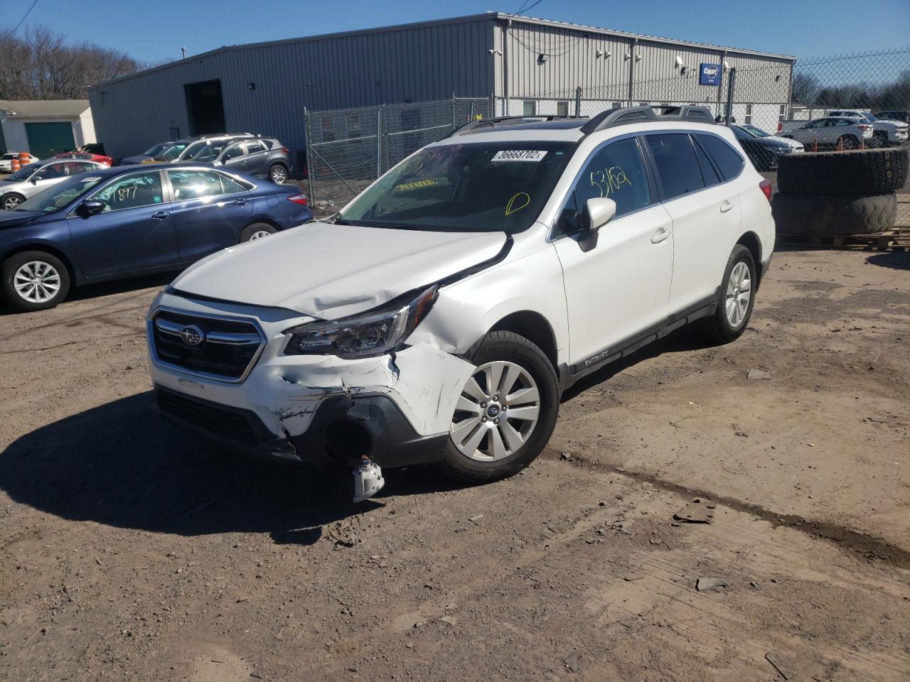 Photo 2 from auction – 2018 SUBARU OUTBACK 2. with VIN 4S4BSAHC7J3276307