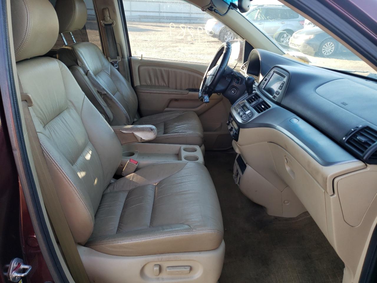 Photo 5 from auction – 2010 HONDA ODYSSEY EX with VIN 5FNRL3H72AB021176