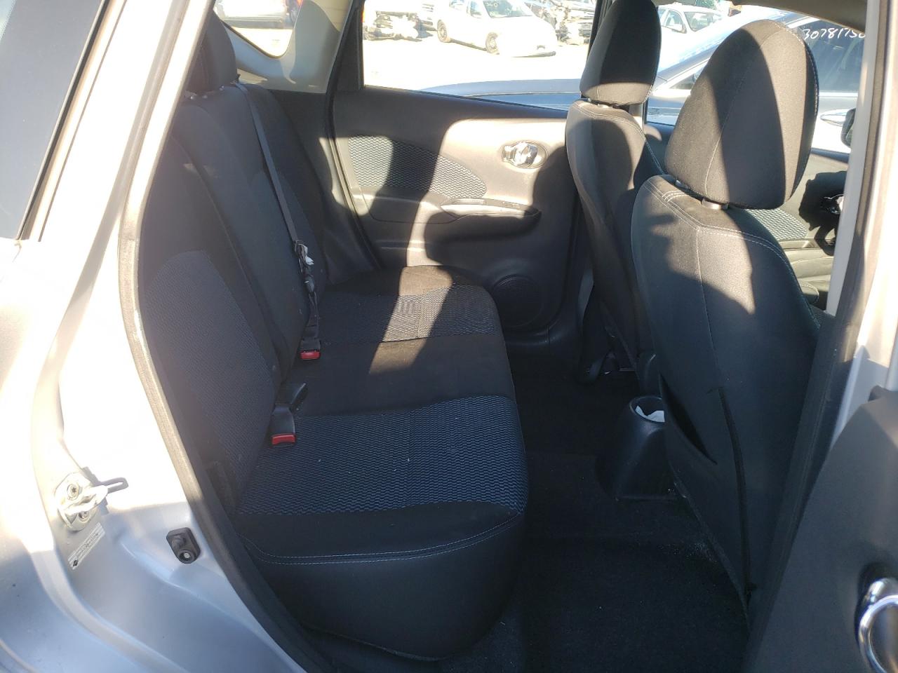 Photo 6 from auction – 2018 NISSAN VERSA NOTE with VIN 3N1CE2CP8JL370154