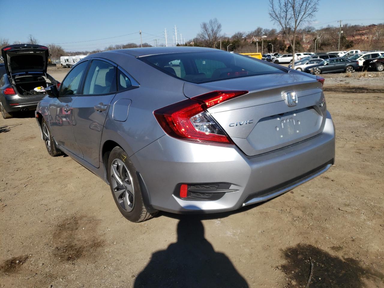 Photo 3 from auction – 2021 HONDA CIVIC LX with VIN 2HGFC2F64MH552810