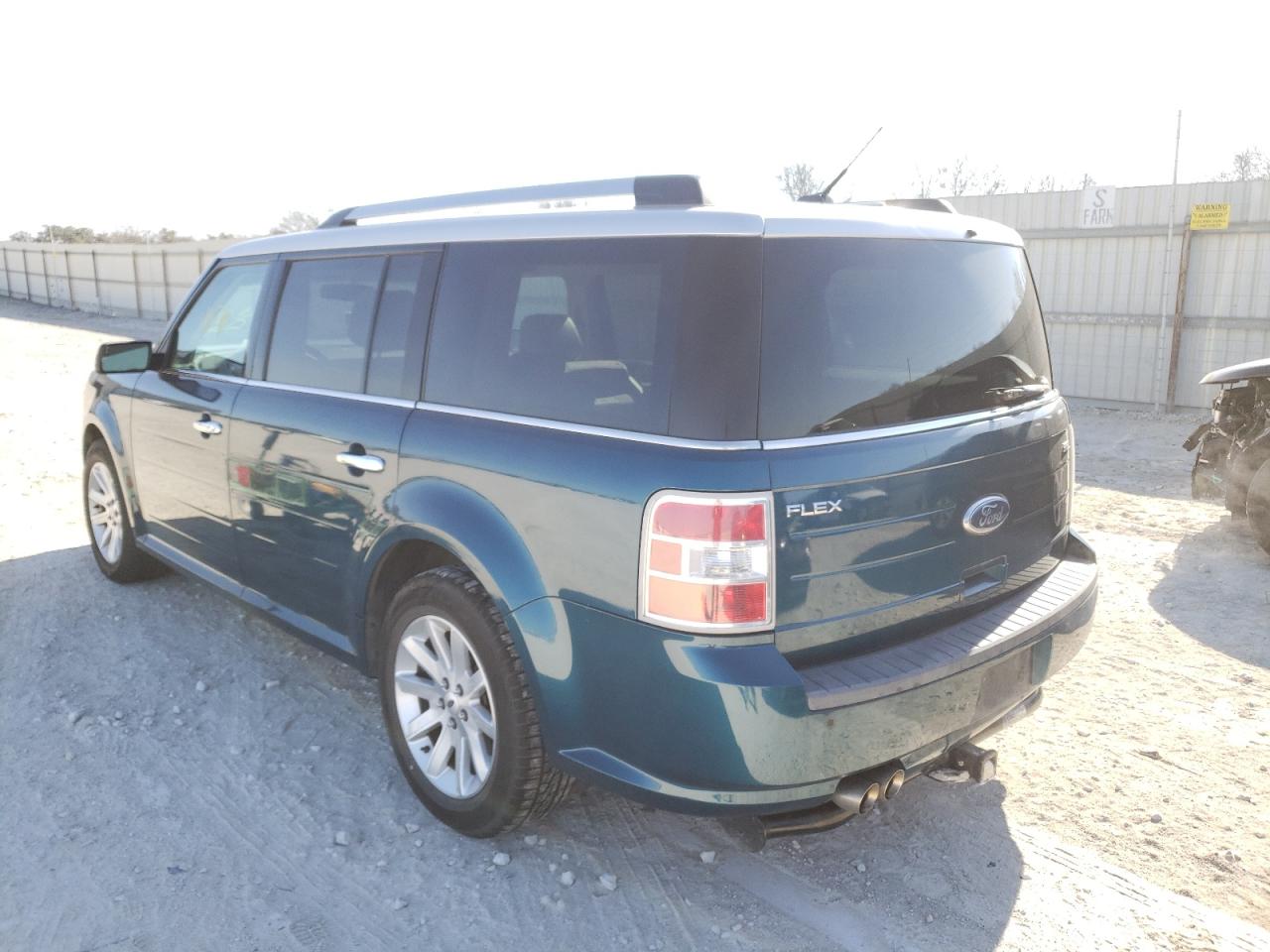Photo 3 from auction – 2011 FORD FLEX SEL with VIN 2FMGK5CC0BBD10867