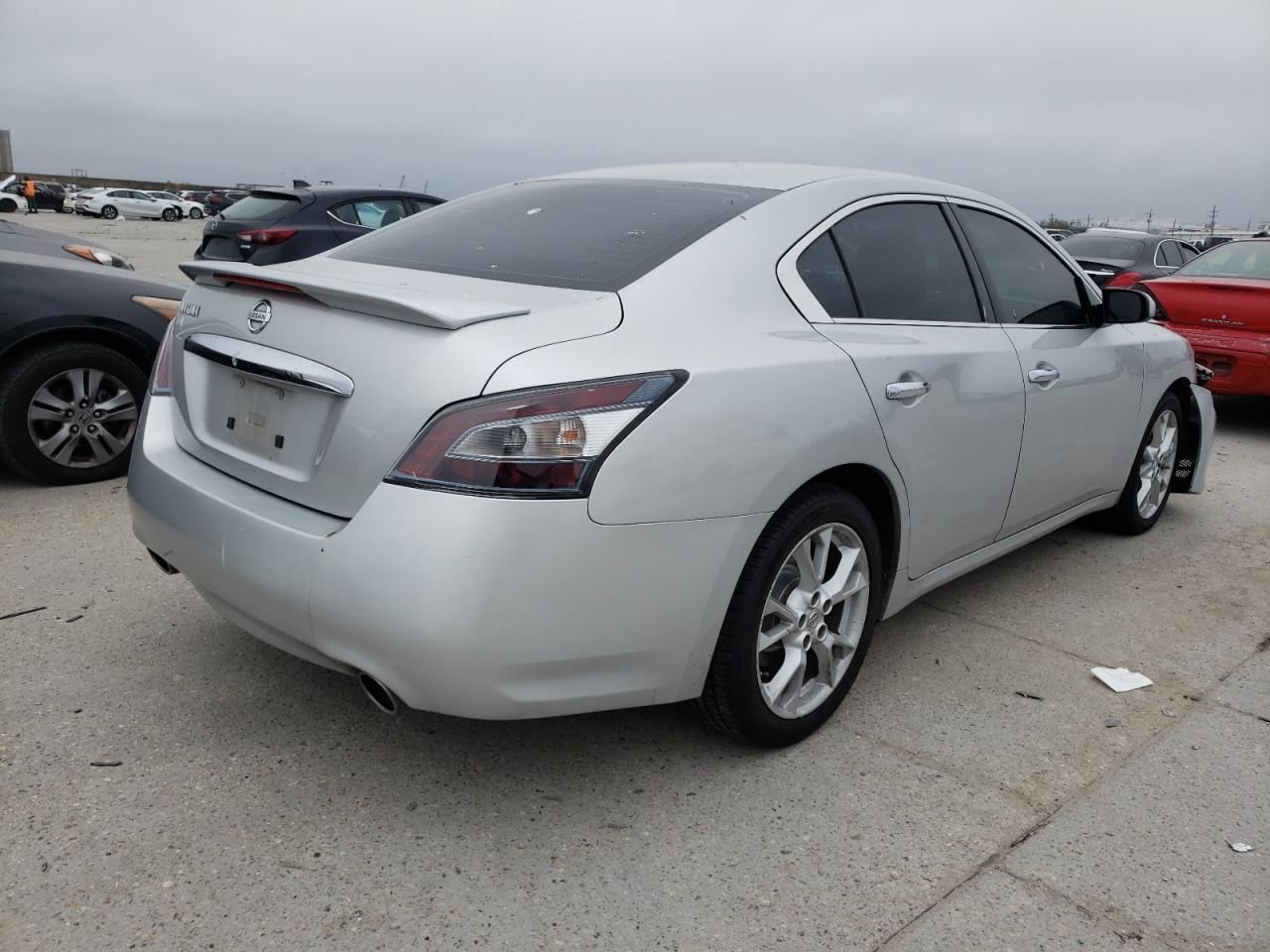 Photo 4 from auction – 2014 NISSAN MAXIMA S with VIN 1N4AA5AP5EC495298