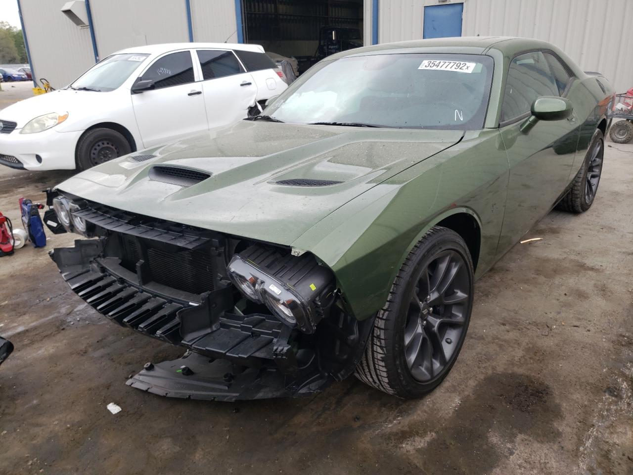 Photo 2 from auction – 2021 DODGE CHALLENGER with VIN 2C3CDZFJ8MH658175