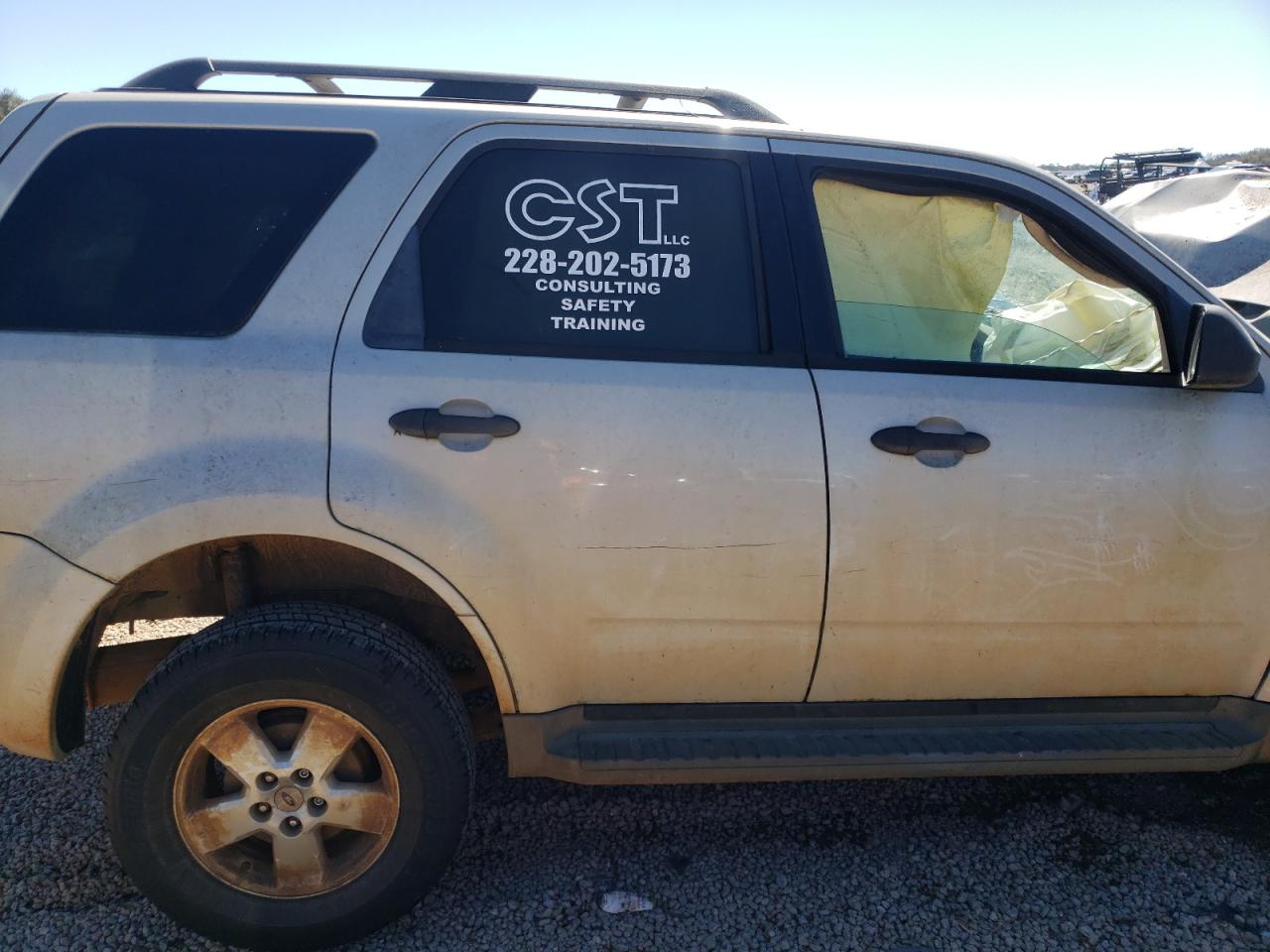 Photo 6 from auction – 2009 FORD ESCAPE XLT with VIN 1FMCU03G29KB71565