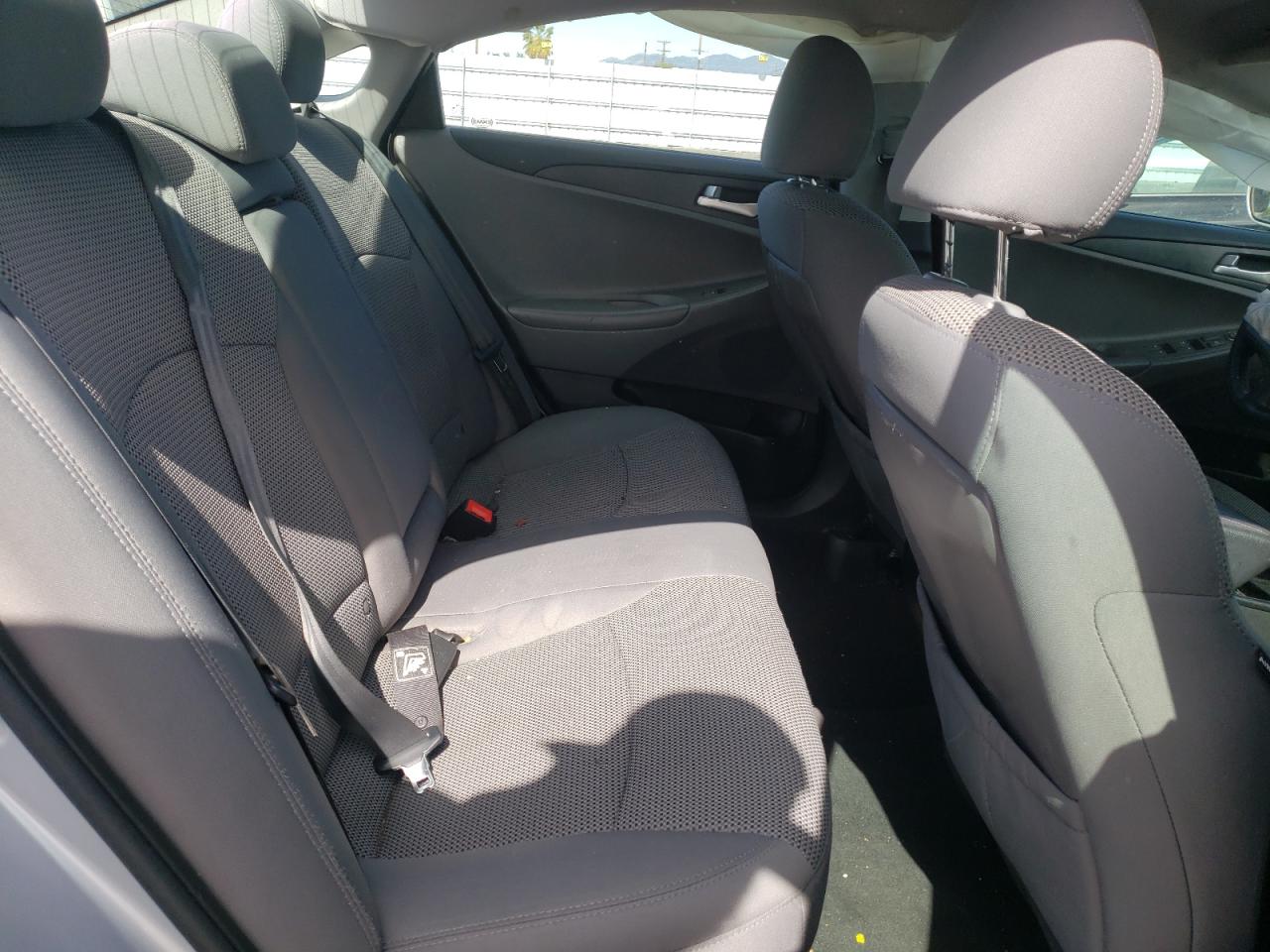 Photo 6 from auction – 2012 HYUNDAI SONATA GLS with VIN 5NPEB4AC7CH418062