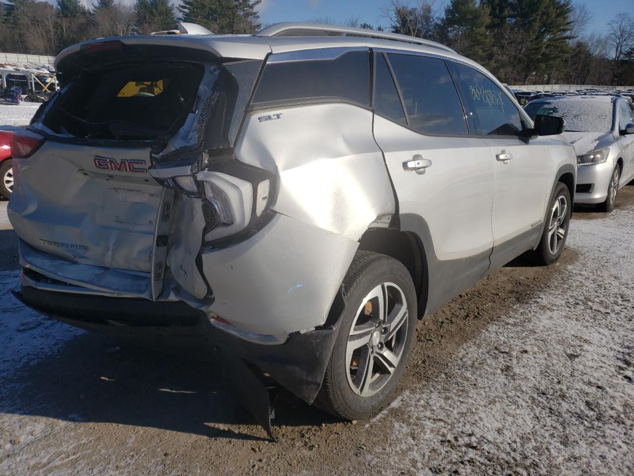 Photo 4 from auction – 2019 GMC TERRAIN SL with VIN 3GKALVEV7KL217049