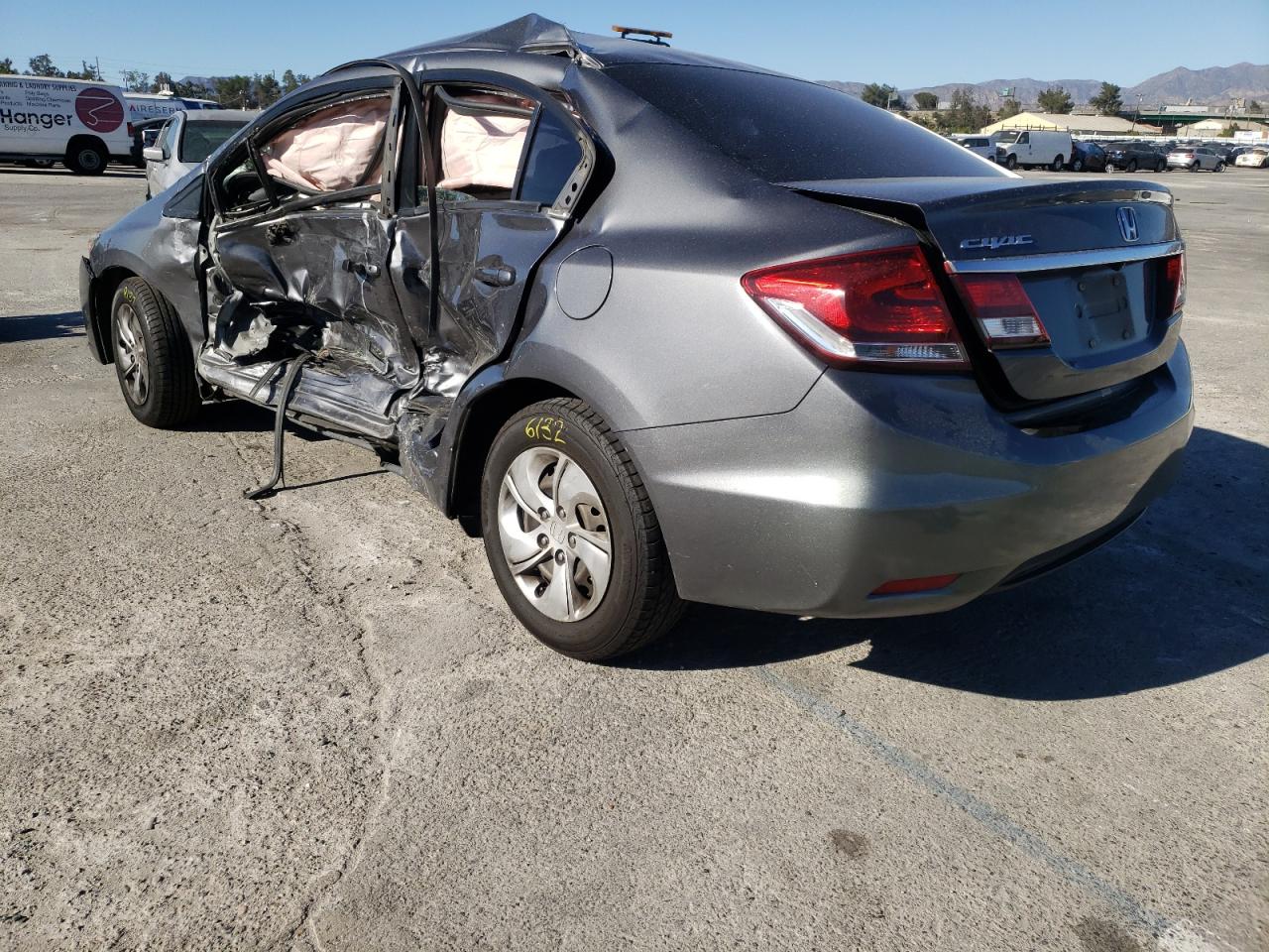 Photo 3 from auction – 2013 HONDA CIVIC LX with VIN 19XFB2F57DE294206
