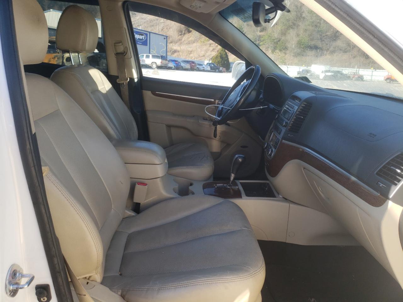 Photo 5 from auction – 2008 HYUNDAI SANTA FE S with VIN 5NMSH73E28H168445