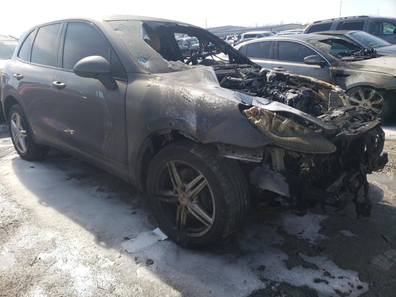 PORSCHE CAYENNE 2013 with VIN WP1AA2A21DLA01786 - Photo from auction