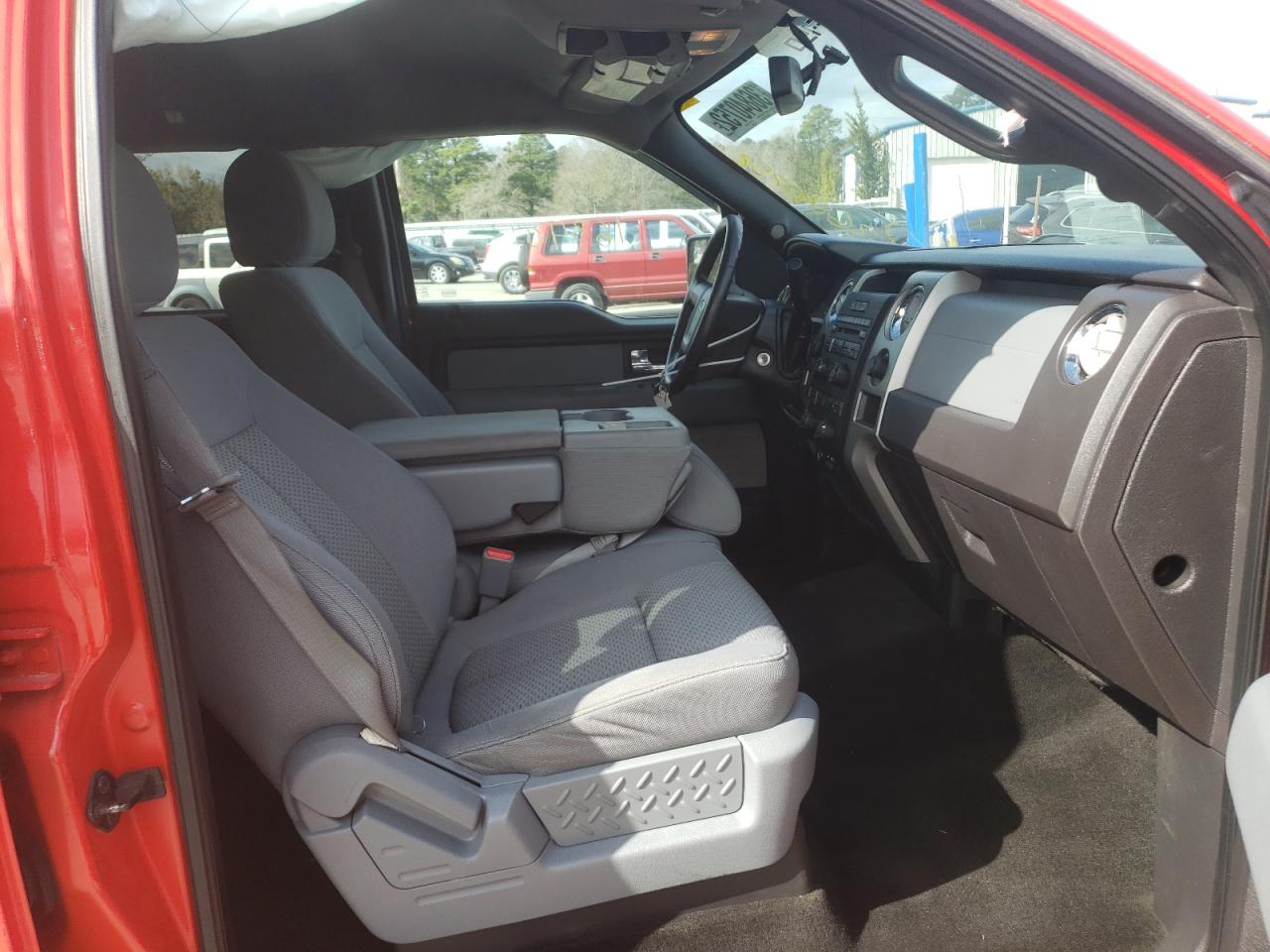 Photo 5 from auction – 2012 FORD F150 SUPER with VIN 1FTFW1ET1CFB70452