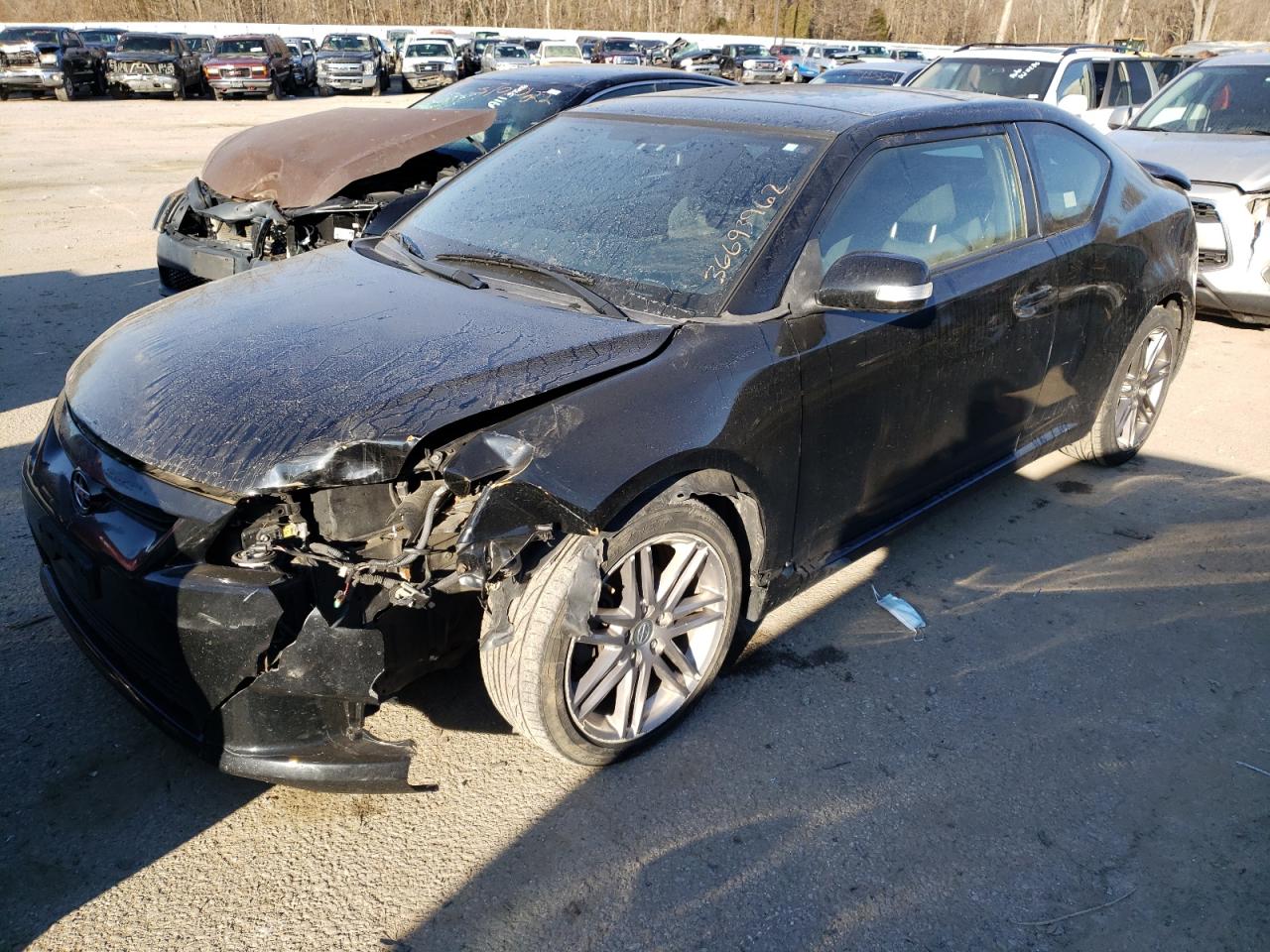 Photo 2 from auction – 2013 TOYOTA SCION TC with VIN JTKJF5C78D3065068
