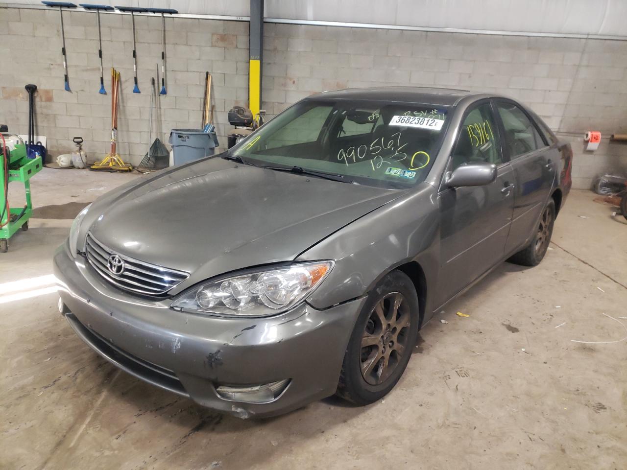 Photo 2 from auction – 2005 TOYOTA CAMRY LE with VIN 4T1BE30K15U990567