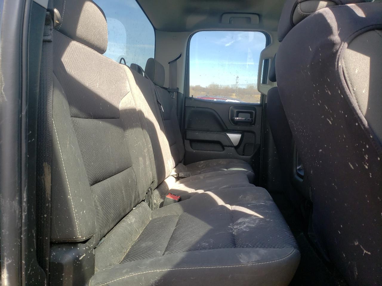 Photo 6 from auction – 2018 CHEVROLET SILVERADO with VIN 1GCVKRECXJZ322410