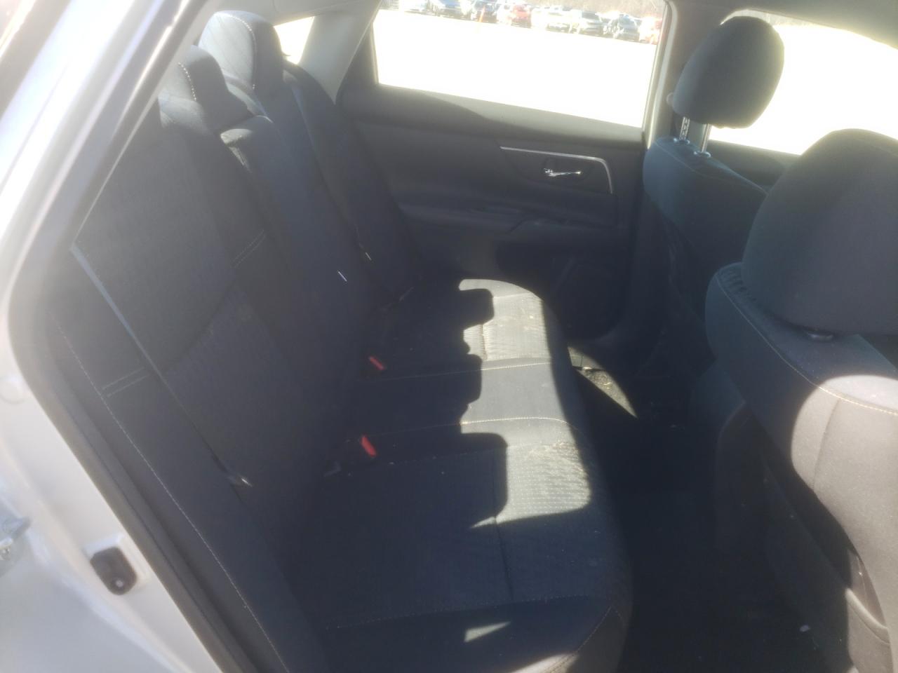 Photo 6 from auction – 2016 NISSAN ALTIMA 2.5 with VIN 1N4AL3AP1GC200294
