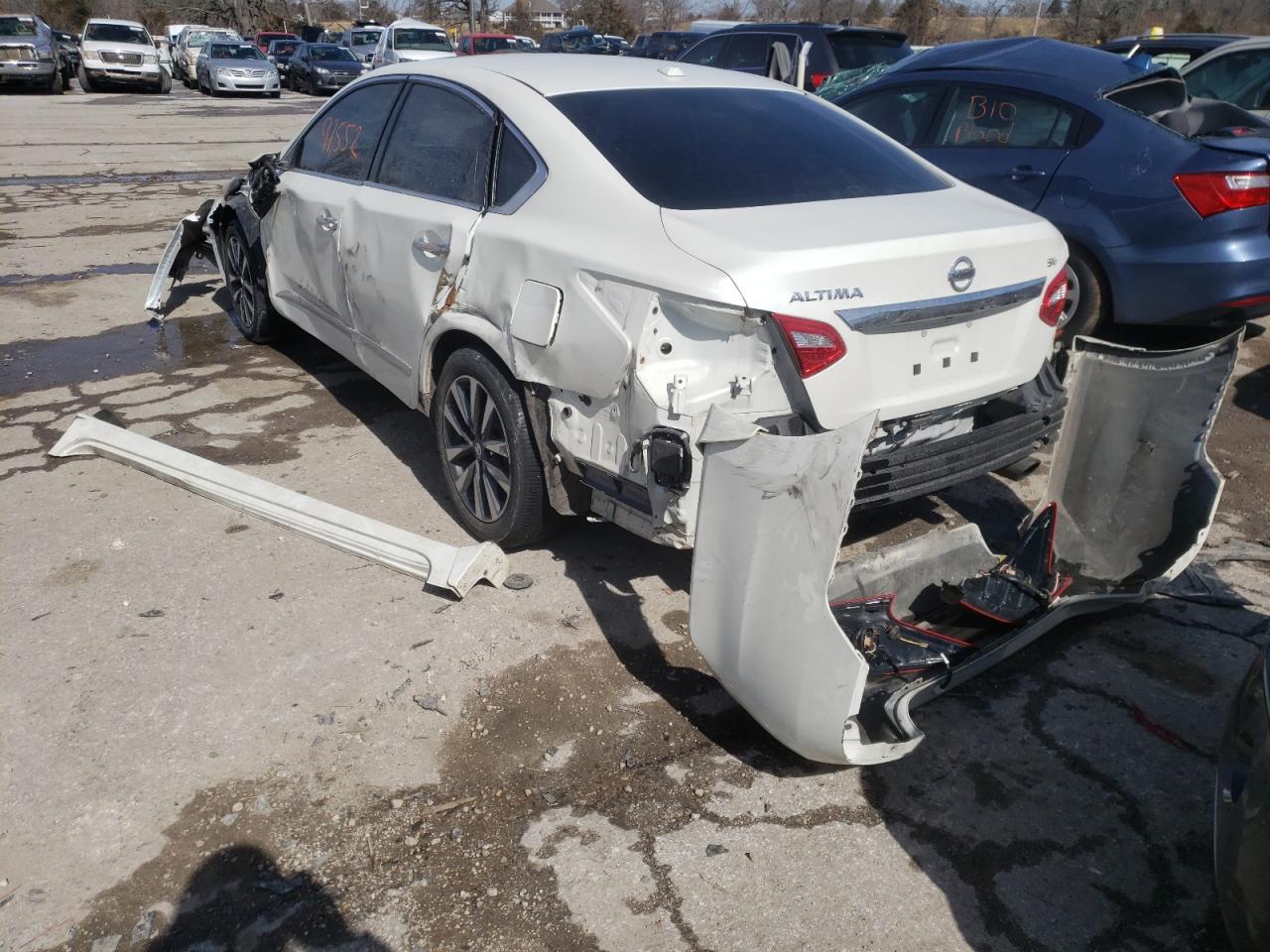 Photo 3 from auction – 2016 NISSAN ALTIMA 2.5 with VIN 1N4AL3AP7GC111474