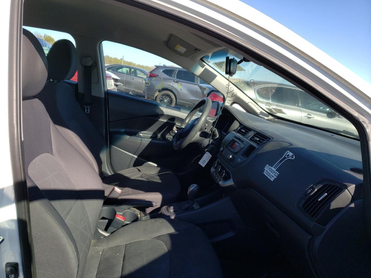 Photo 5 from auction – 2014 KIA RIO LX with VIN KNADM4A36E6389668