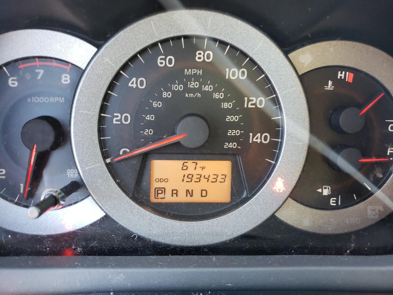 Photo 8 from auction – 2009 TOYOTA RAV4 LIMIT with VIN JTMBK31V89D003524