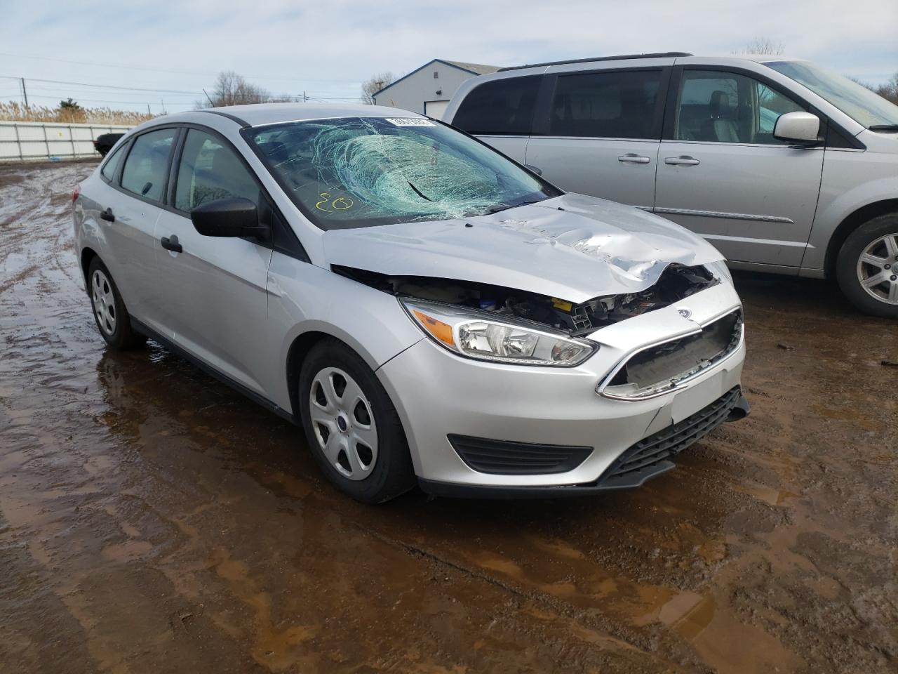 FORD FOCUS S 2016 with VIN 1FADP3E25GL371789 - Photo from auction