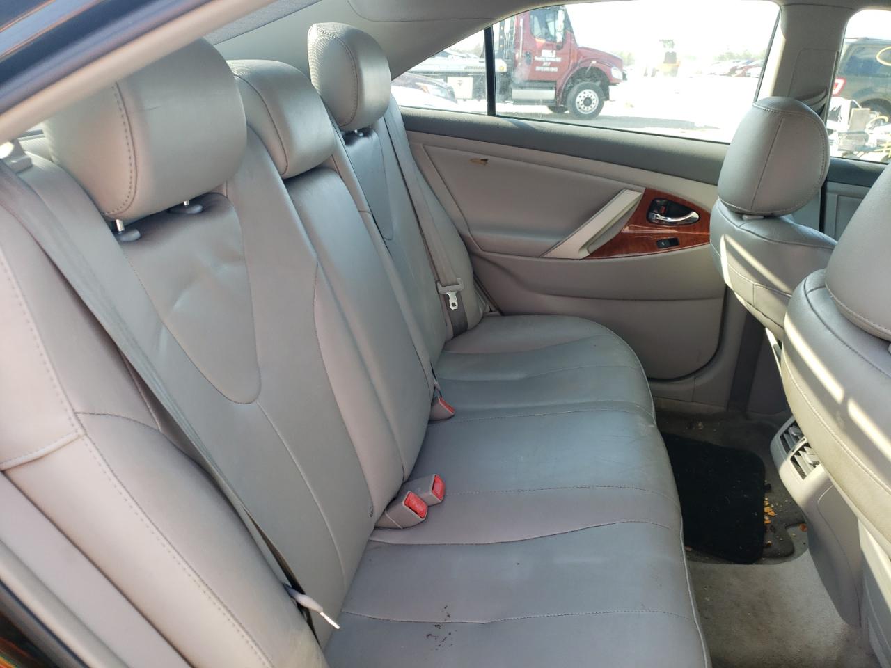 Photo 6 from auction – 2011 TOYOTA CAMRY SE with VIN 4T1BK3EK8BU130324