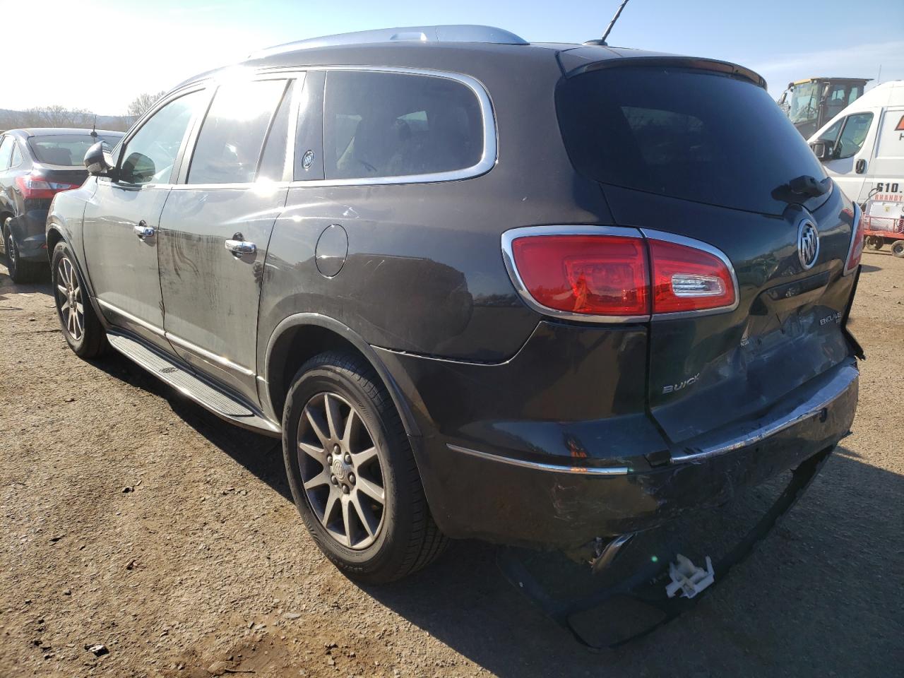 Photo 3 from auction – 2013 BUICK ENCLAVE with VIN 5GAKVCKD6DJ143337