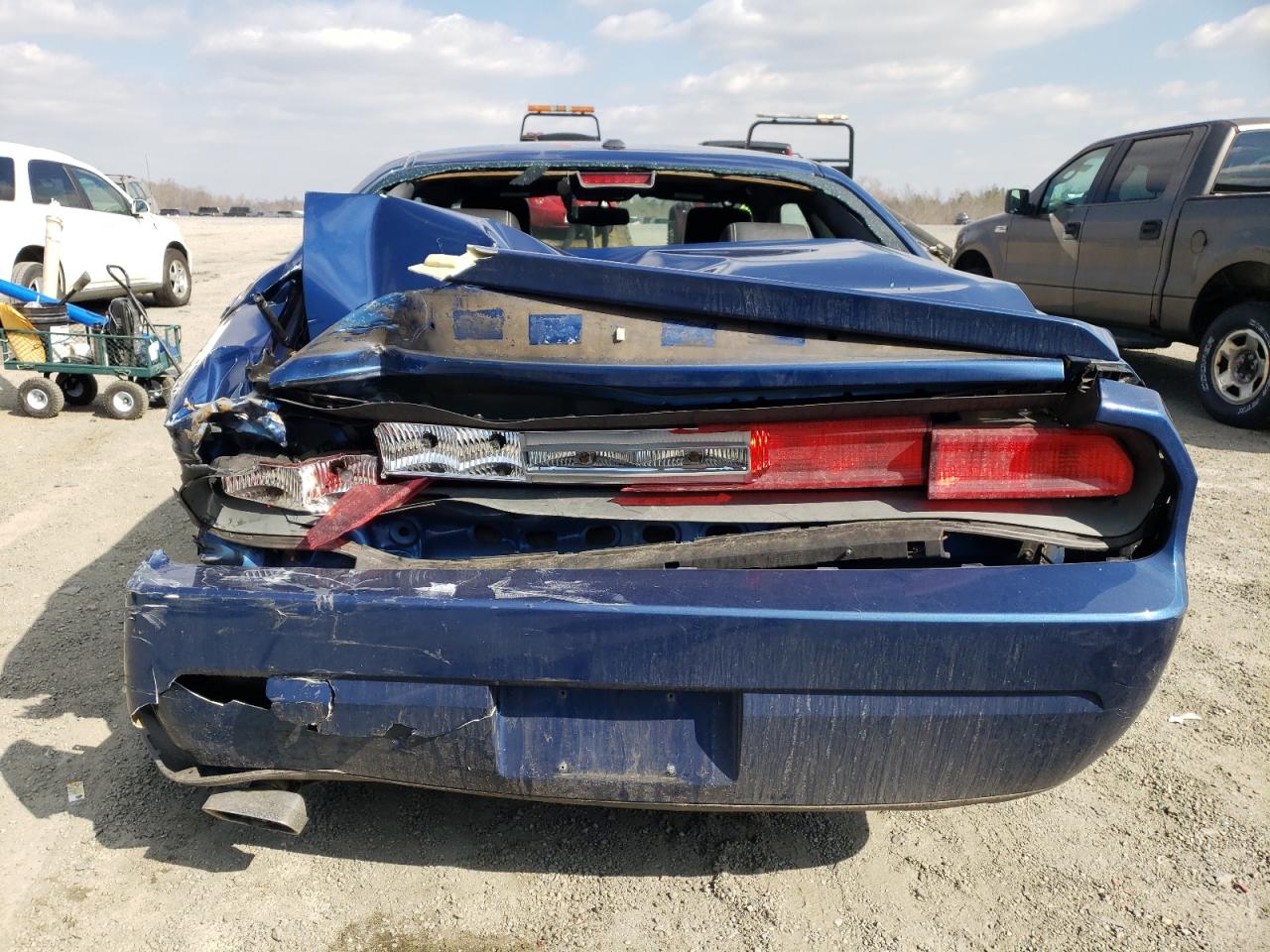 Photo 9 from auction – 2009 DODGE CHALLENGER with VIN 2B3LJ54TX9H511866