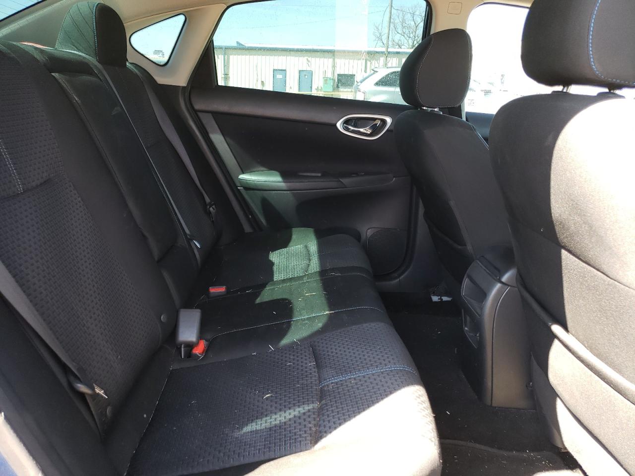 Photo 6 from auction – 2016 NISSAN SENTRA S with VIN 3N1AB7AP8GY288002