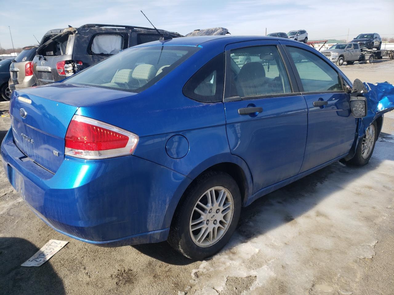 Photo 4 from auction – 2010 FORD FOCUS SE with VIN 1FAHP3FN0AW201436