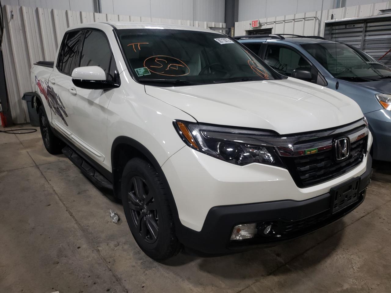 HONDA RIDGELINE 2018 with VIN 5FPYK3F19JB014343 - Photo from auction
