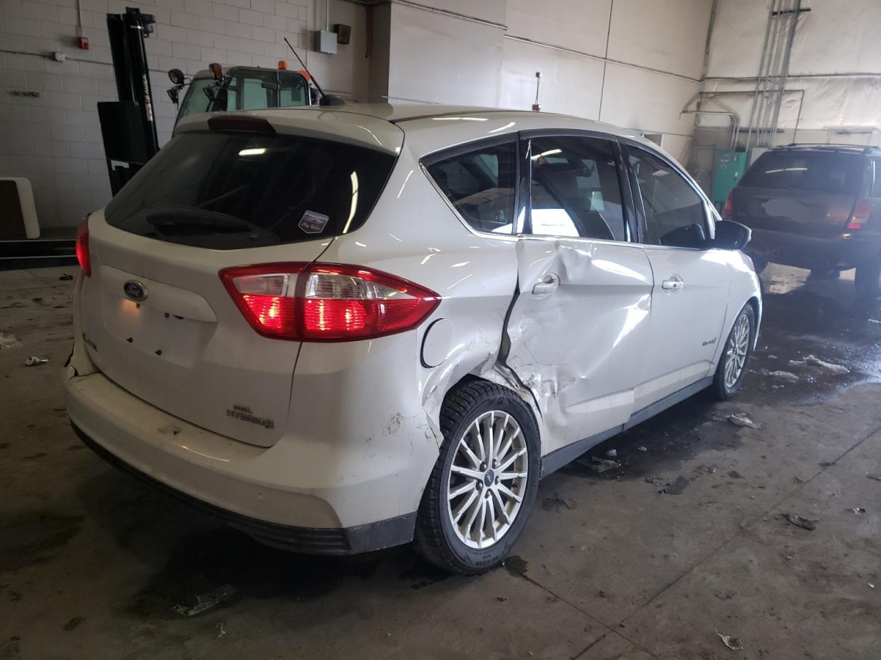 Photo 4 from auction – 2013 FORD C-MAX SEL with VIN 1FADP5BU7DL536755