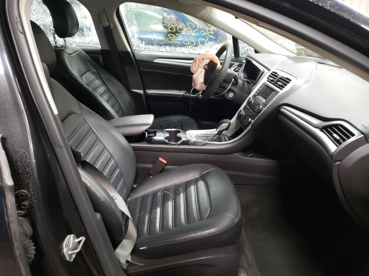Photo 5 from auction – 2014 FORD FUSION SE with VIN 3FA6P0LU5ER252845