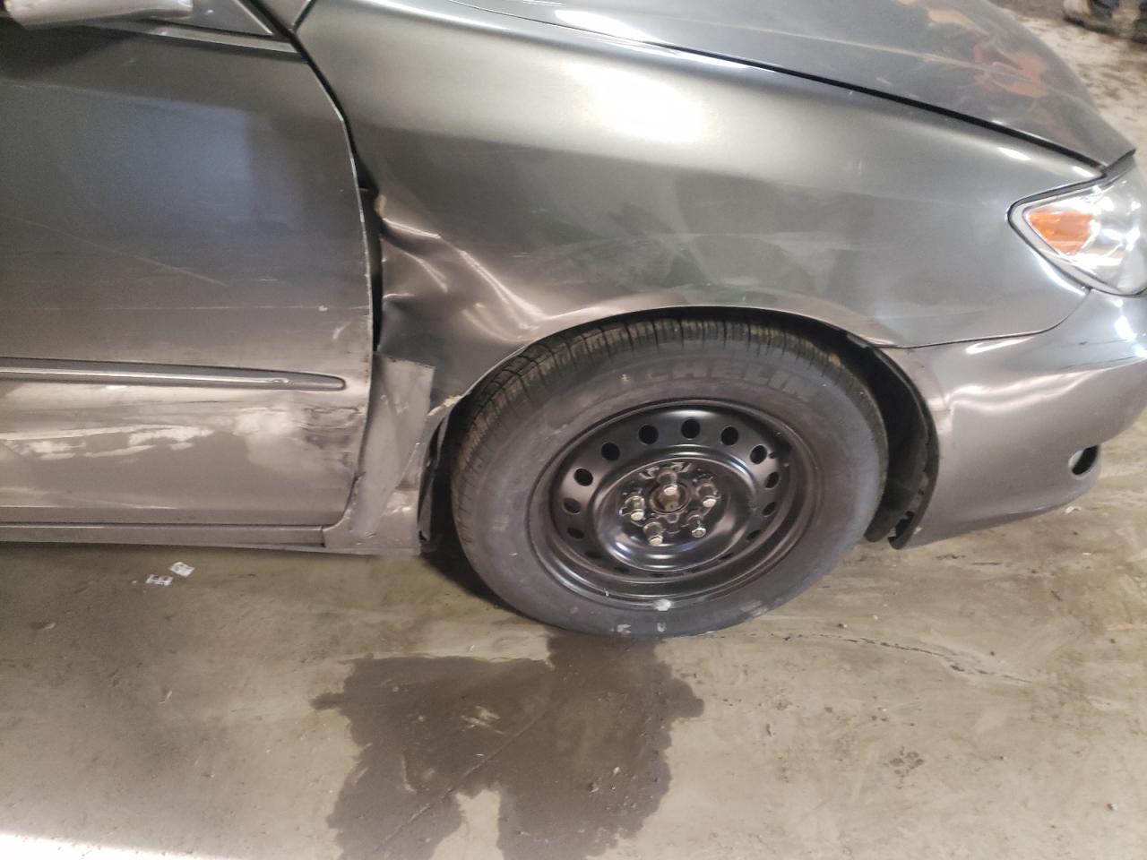 Photo 9 from auction – 2005 TOYOTA CAMRY LE with VIN 4T1BE30K15U990567
