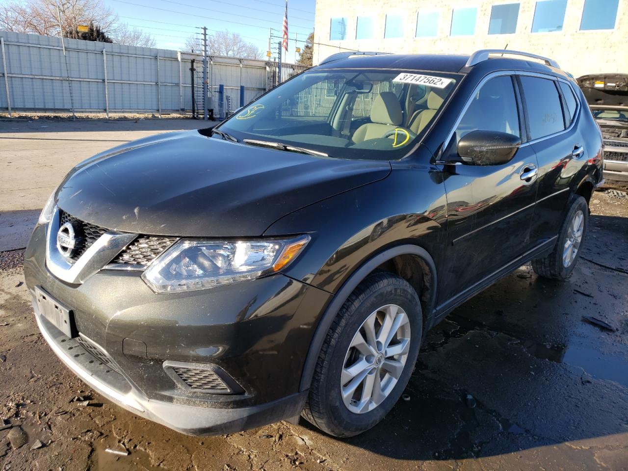 Zdjęcie 2 z aukcji – 2016 NISSAN ROGUE S z VIN KNMAT2MV7GP634372