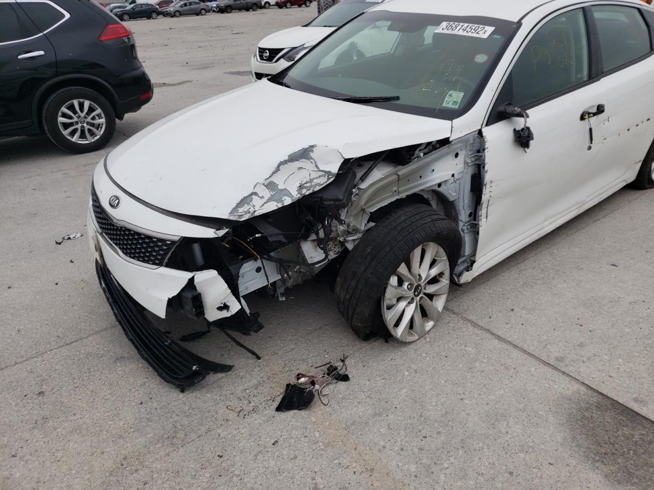 Photo 9 from auction – 2017 KIA OPTIMA EX with VIN 5XXGU4L30HG159479