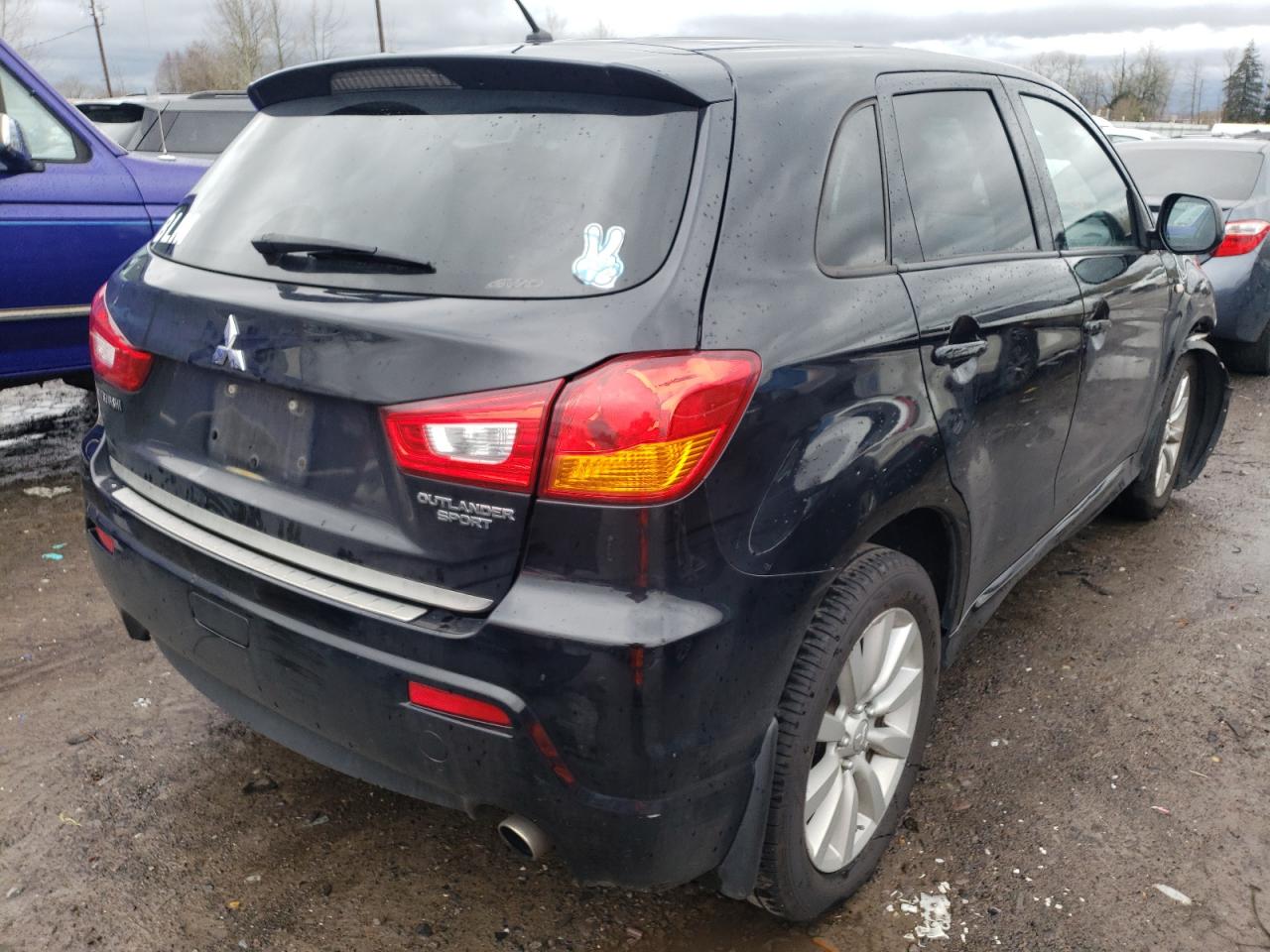 Photo 4 from auction – 2011 MITSUBISHI OUTLANDER with VIN JA4AR4AU9BZ016435