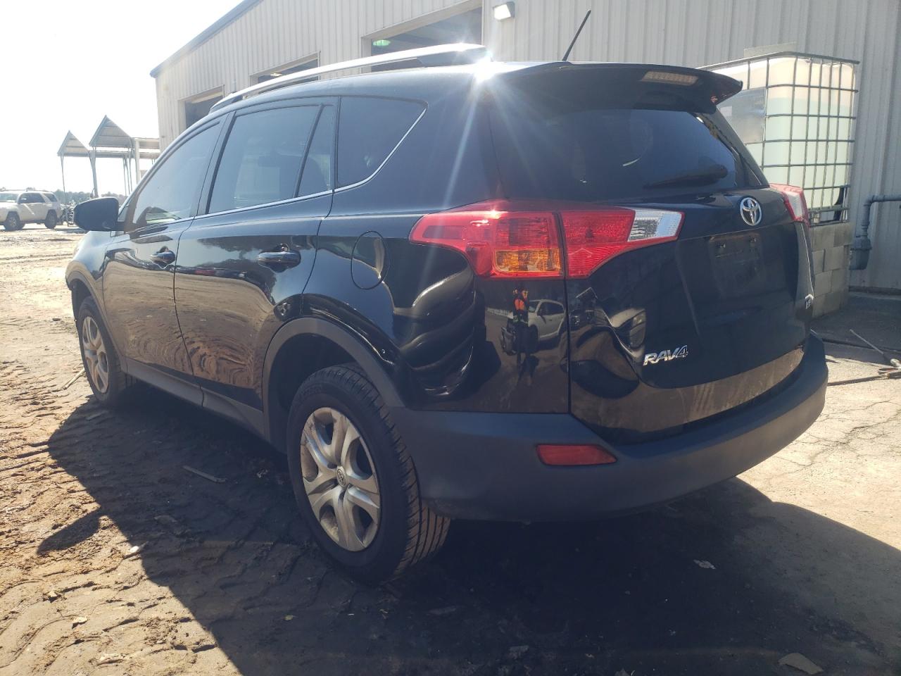 Photo 3 from auction – 2014 TOYOTA RAV4 LE with VIN 2T3ZFREV0EW104859