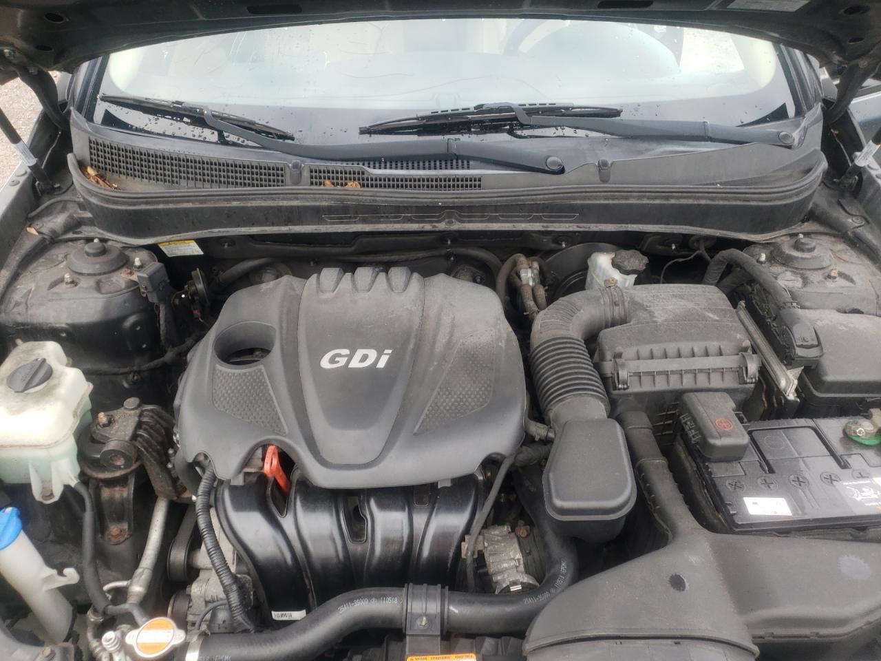 Photo 7 from auction – 2012 HYUNDAI SONATA SE with VIN 5NPEC4AC5CH336392