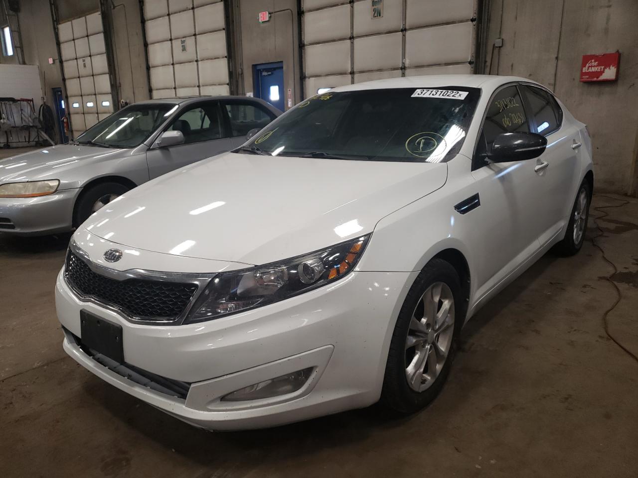Photo 2 from auction – 2012 KIA OPTIMA EX with VIN 5XXGN4A78CG073655