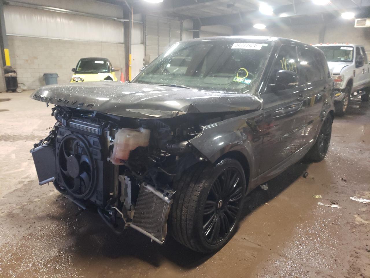 Photo 2 from auction – 2019 LAND ROVER RANGE ROVE with VIN SALWR2RE9KA831612