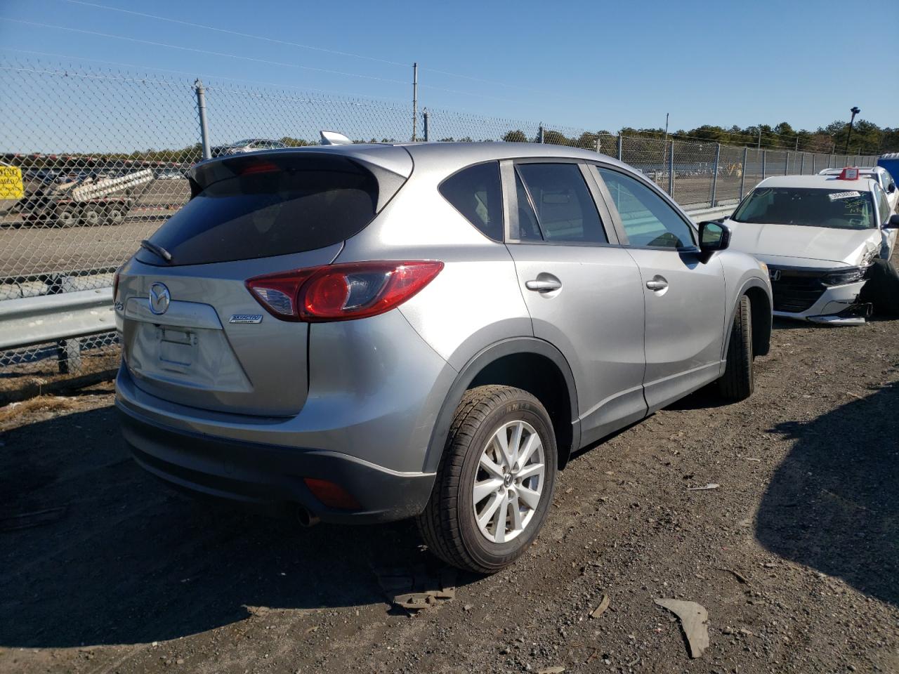 Photo 4 from auction – 2013 MAZDA CX-5 TOURI with VIN JM3KE2CE4D0136836