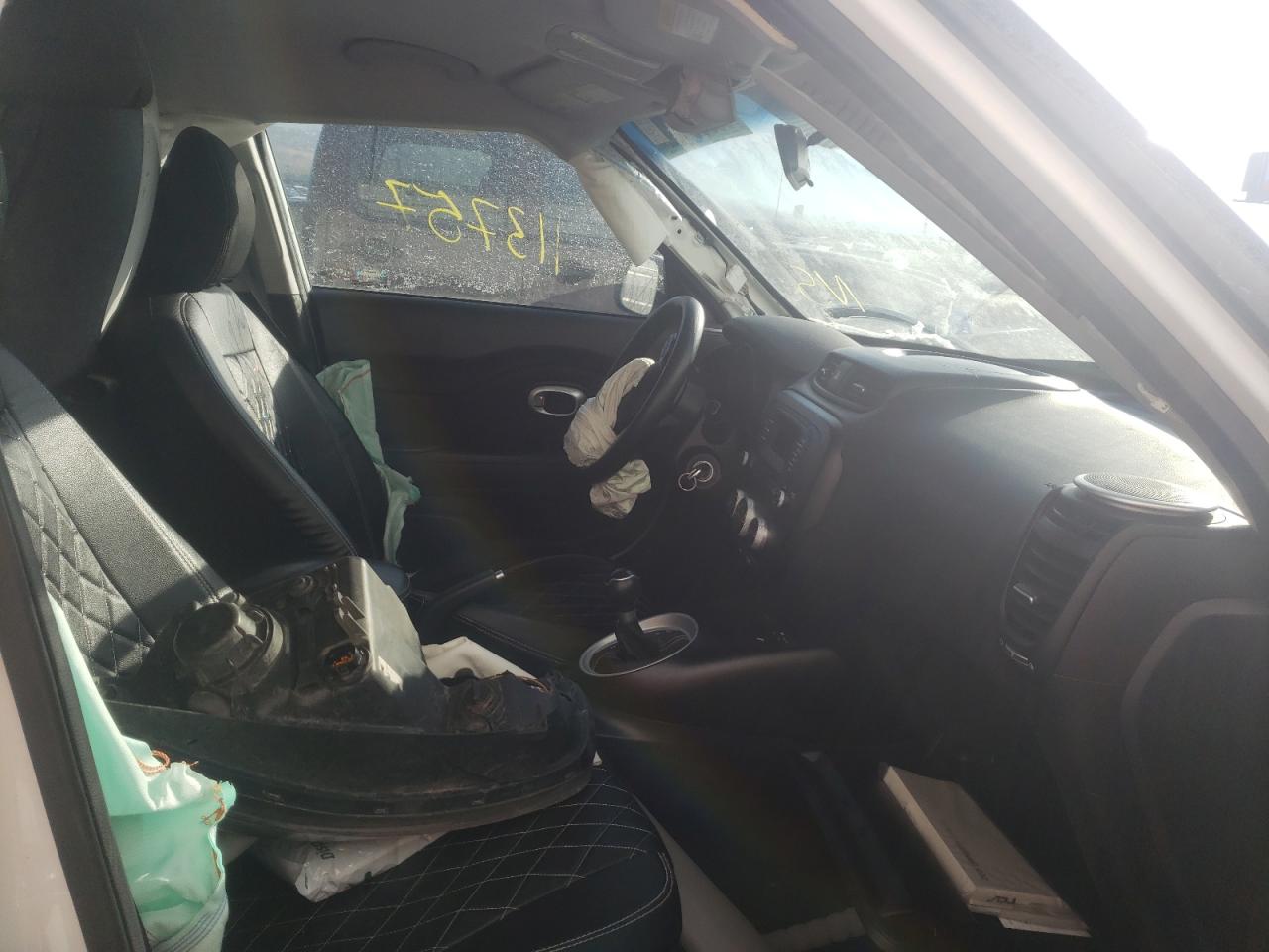 Photo 5 from auction – 2015 KIA SOUL with VIN KNDJP3A58F7804560