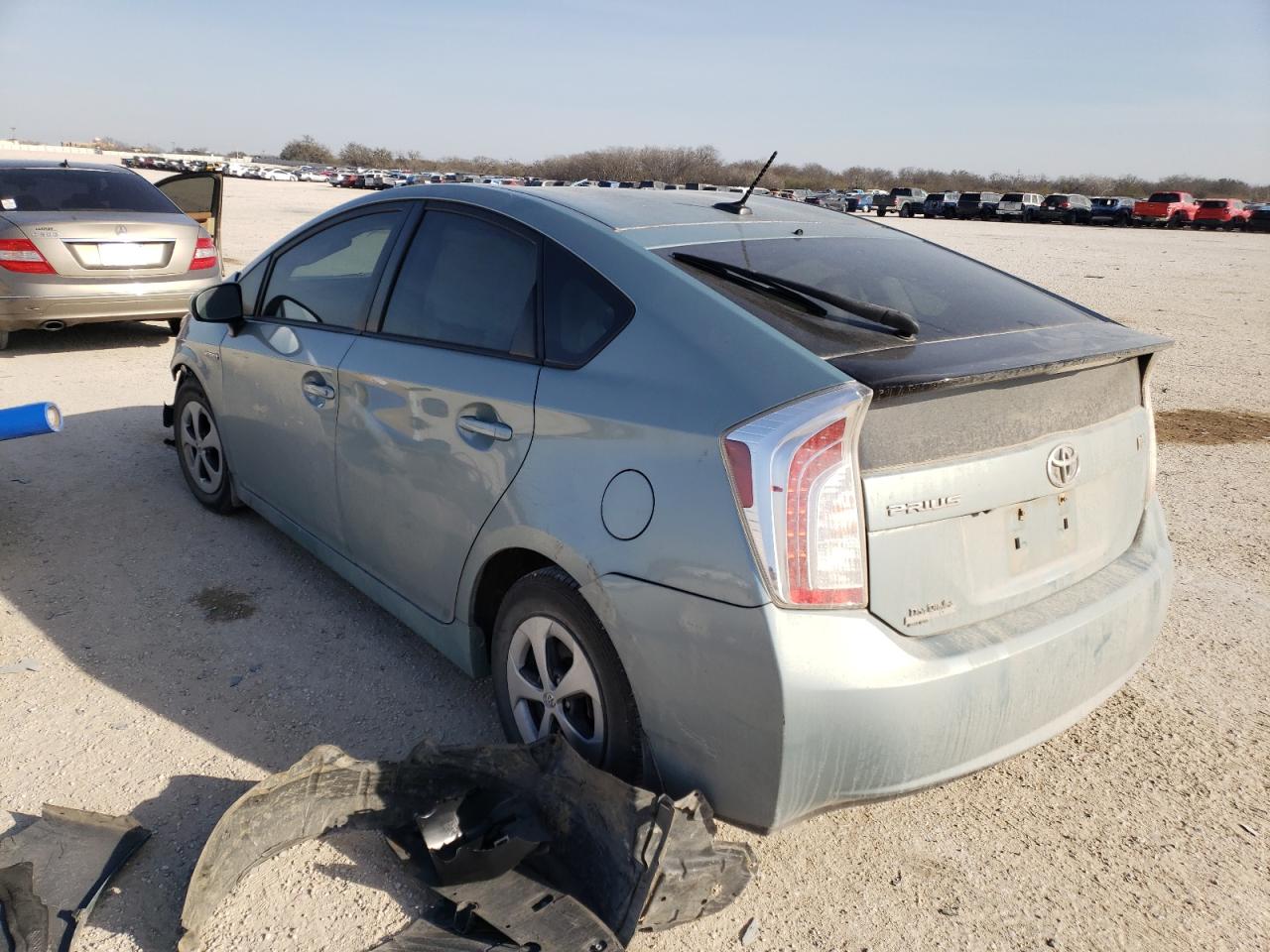 Photo 3 from auction – 2013 TOYOTA PRIUS with VIN JTDKN3DU1D1638606