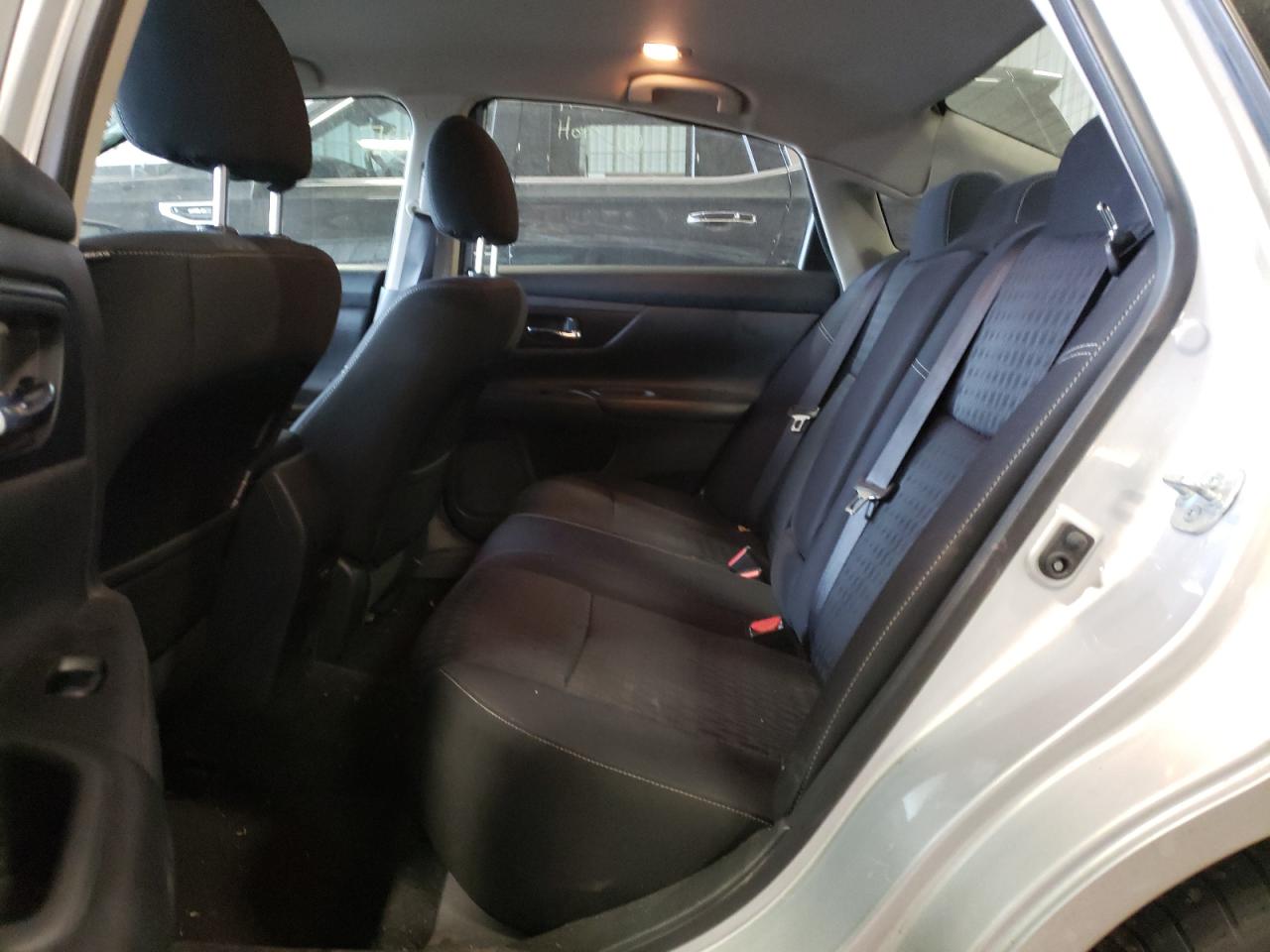 Photo 6 from auction – 2017 NISSAN ALTIMA 2.5 with VIN 1N4AL3AP4HC207080