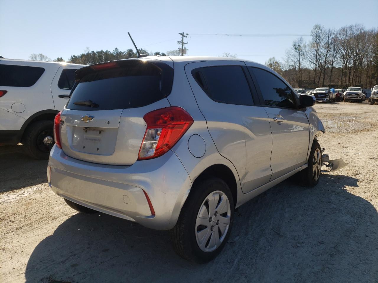 Photo 4 from auction – 2017 CHEVROLET SPARK LS with VIN KL8CB6SA7HC831613