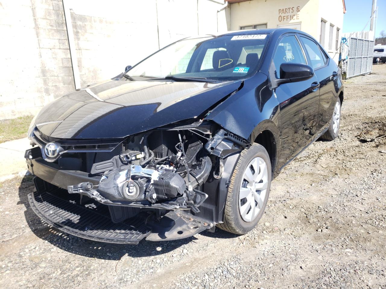 Zdjęcie 2 z aukcji – 2015 TOYOTA COROLLA L z VIN 2T1BURHE7FC377604
